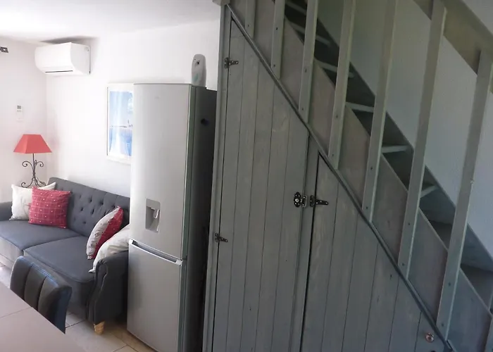 Mas Provencal * ル・ラヴァンドゥー